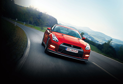 2015 款日產GT-R